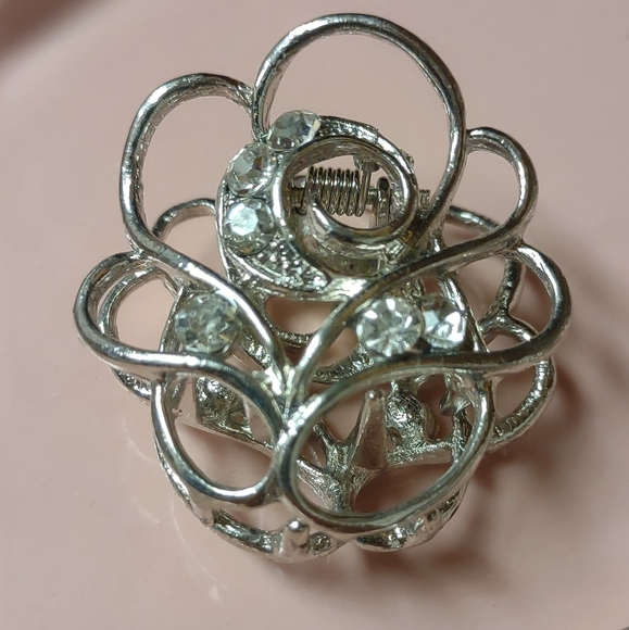 1950's Vintage Hair Pins and Hair Claws - Picture 5 of 11